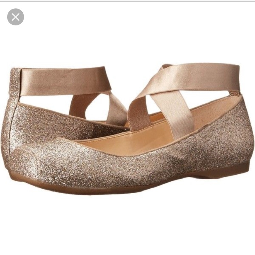 Jessica Simpson “Mandayss” gold ballet flat